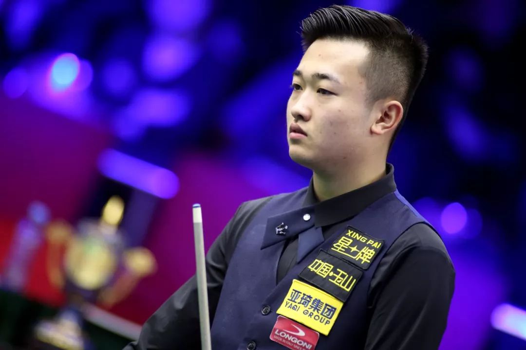 的表现则稍 的表现则稍