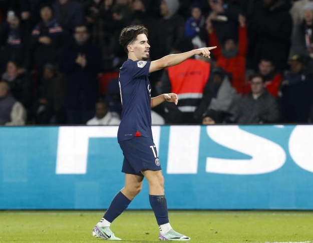 本季在战术 本季在战术