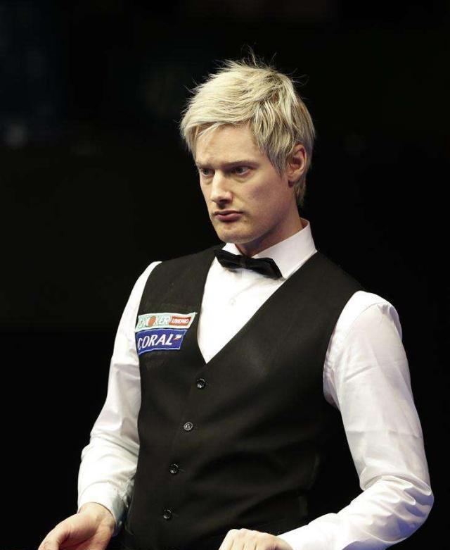 紧逼防守战 紧逼防守战