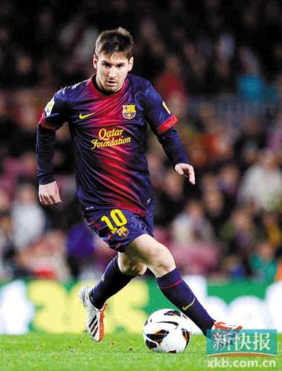 在赛场上坚 在赛场上坚